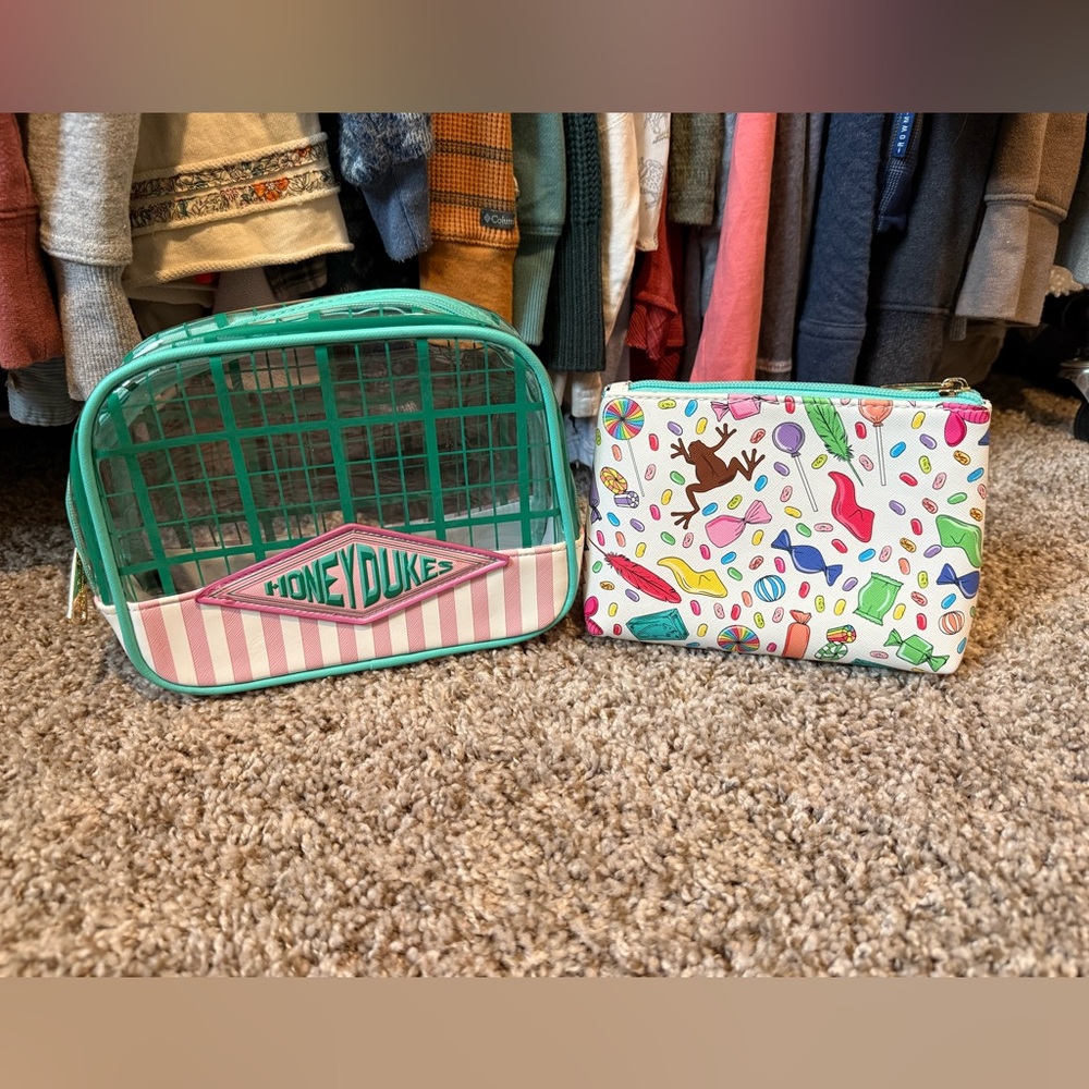 Loungefly Harry Potter Honeydukes Cosmetic Bag Set